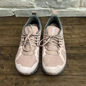 On Cloud Running Waterproof Shoes womens size 6